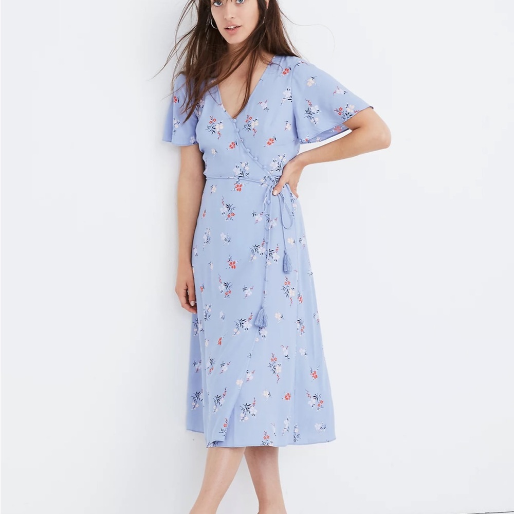Madewell | Button Wrap Midi Dress in Aloha Floral | Light Blue | Size 4